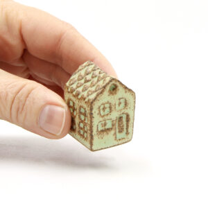 Alternative view of Olufshus - smal lille - Mint